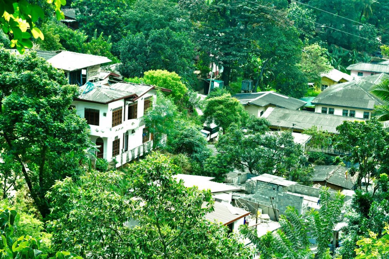 Kandy Dilruk Homestay Εξωτερικό φωτογραφία