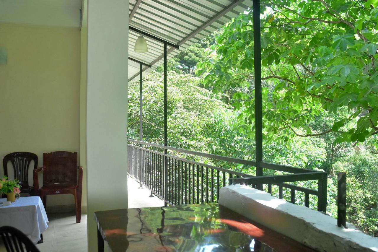 Kandy Dilruk Homestay Εξωτερικό φωτογραφία